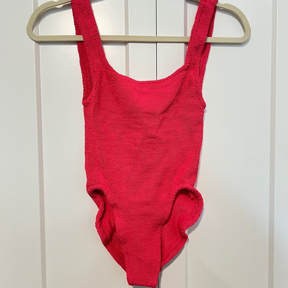 HUNZA G Classic Square Neck One Piece Swimsuit